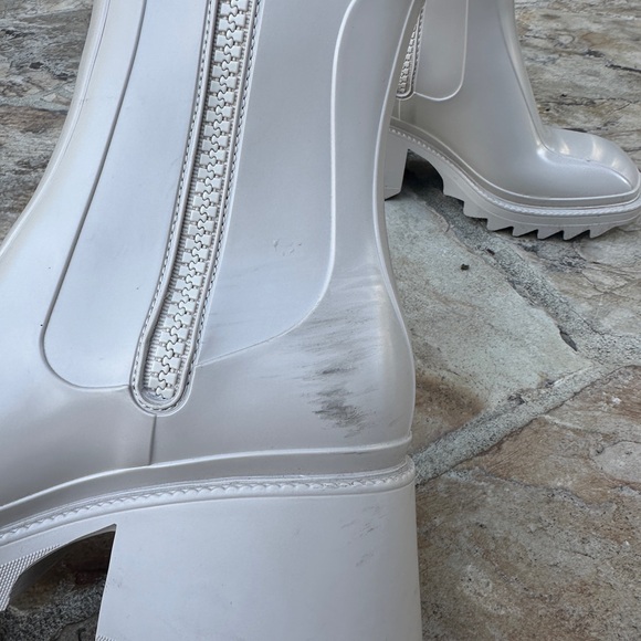 Authentic CHLOE Betty Rainboots - Picture 7 of 9